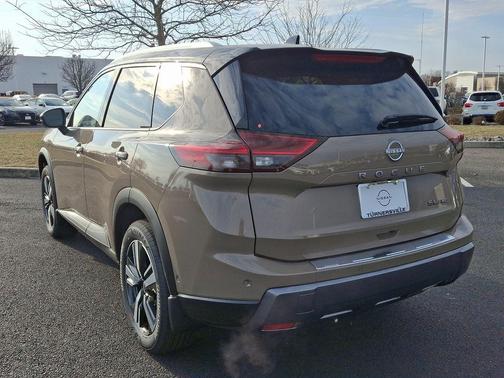 2025 Nissan Rogue SL