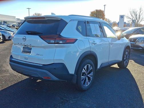 2022 Nissan Rogue SV