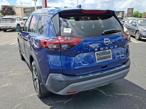 2022 Nissan Rogue SV