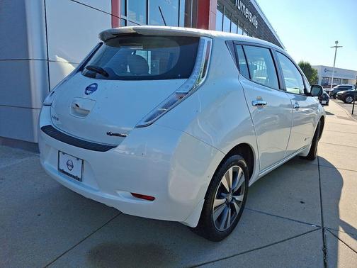 2015 Nissan Leaf SV