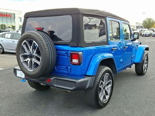 2024 Jeep Wrangler 4xe Sport
