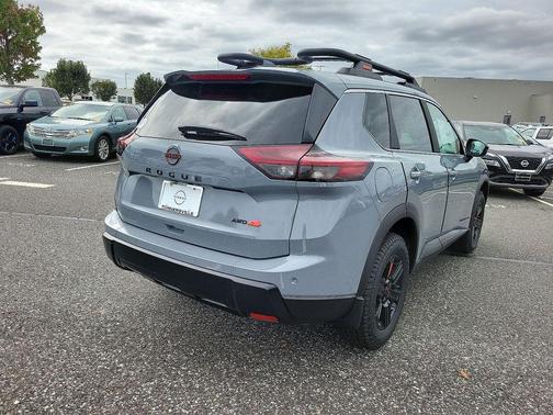 2025 Nissan Rogue Rock Creek