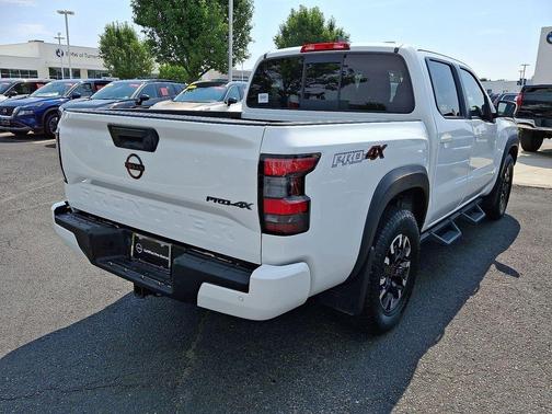 2022 Nissan Frontier PRO-4X