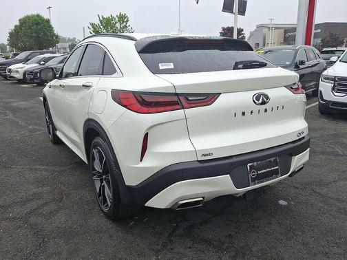 2022 INFINITI QX55 LUXE