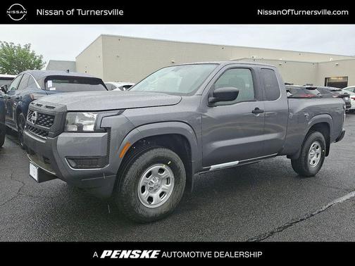 2025 Nissan Frontier S