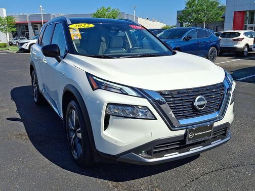 2022 Nissan Rogue SL