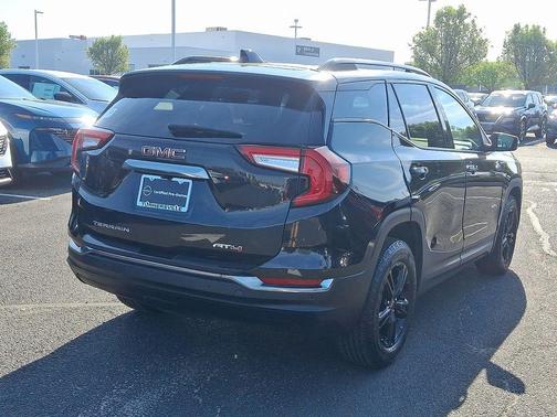 2022 GMC Terrain AT4