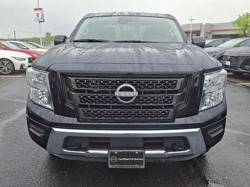 2024 Nissan Titan SV