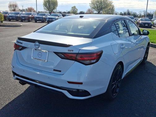 2025 Nissan Sentra SR