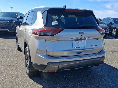 2025 Nissan Rogue SL
