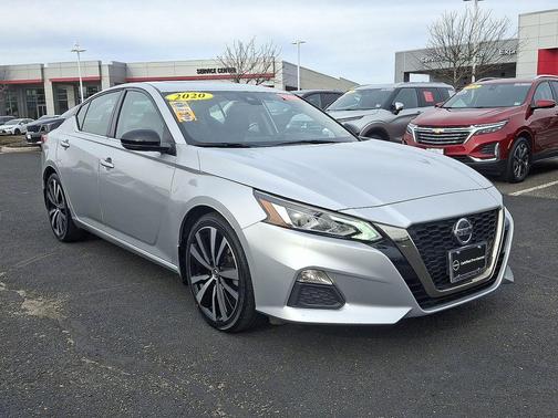 2020 Nissan Altima 2.5 SR