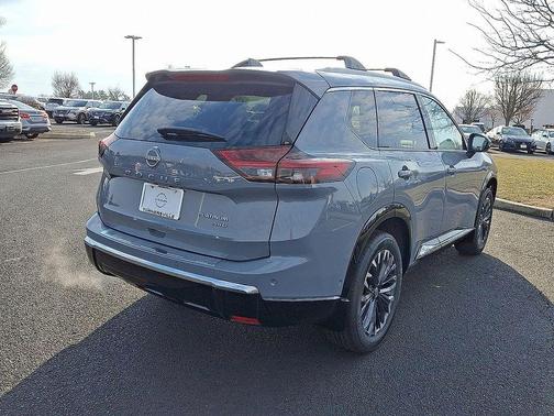 2025 Nissan Rogue Platinum