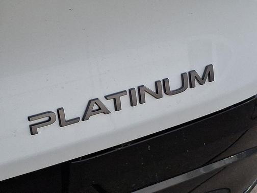 2025 Nissan Murano Platinum