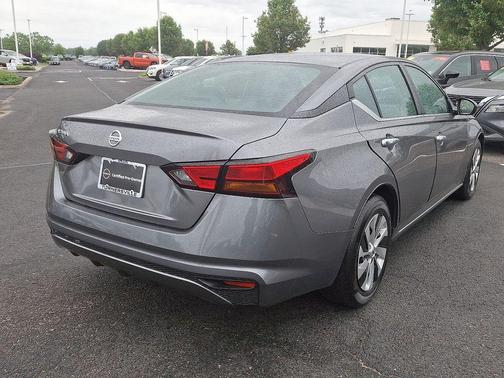 2022 Nissan Altima 2.5 S
