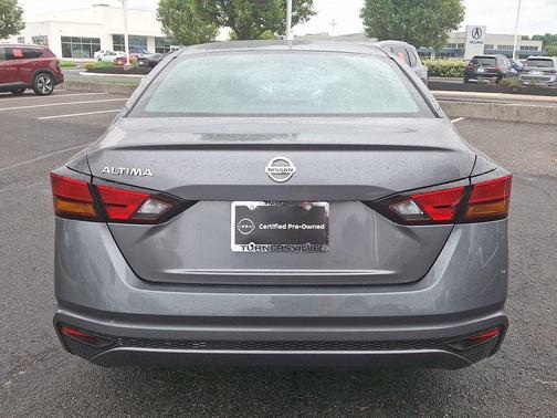 2022 Nissan Altima 2.5 S