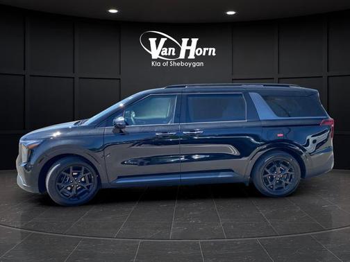 Aurora Black Pearl 2026 Kia Carnival SX Prestige