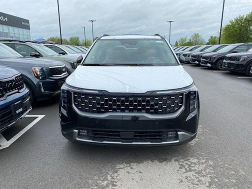 Aurora Black Pearl 2026 Kia Carnival SX Prestige