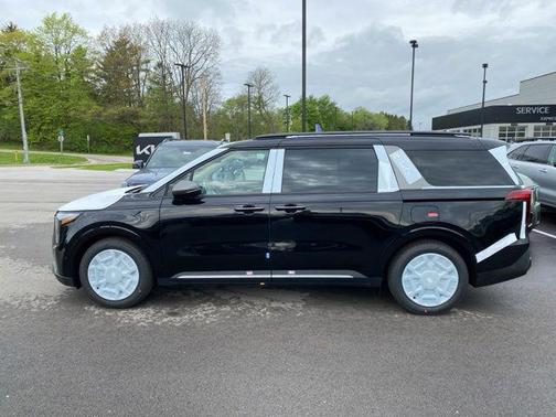 Aurora Black Pearl 2026 Kia Carnival SX Prestige