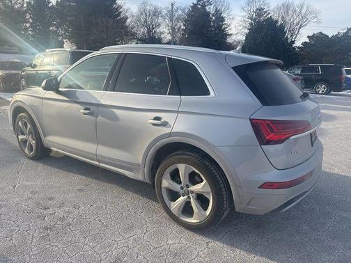 2021 Audi Q5 45 Prestige