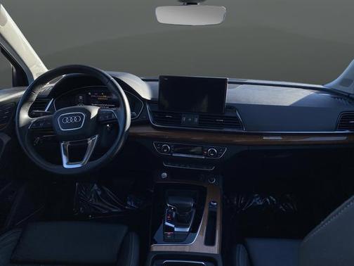 2021 Audi Q5 45 Prestige