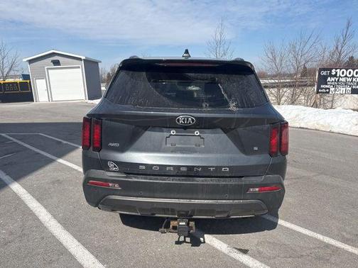 2021 Kia Sorento S