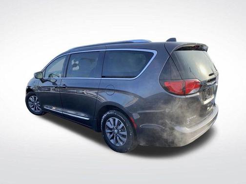 2019 Chrysler Pacifica Hybrid Limited