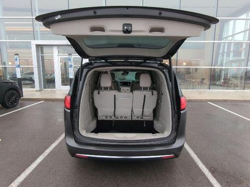 2019 Chrysler Pacifica Hybrid Limited