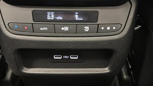 2023 Honda Pilot Touring 8-Passenger