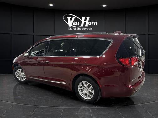2020 Chrysler Pacifica Touring L