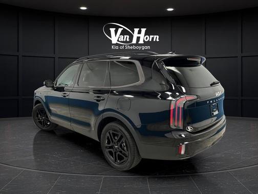 Ebony Black 2024 Kia Telluride SX Prestige X-Line