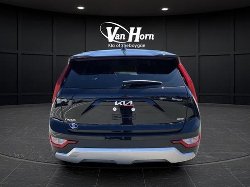 Aurora Black Pearl 2026 Kia Niro LX