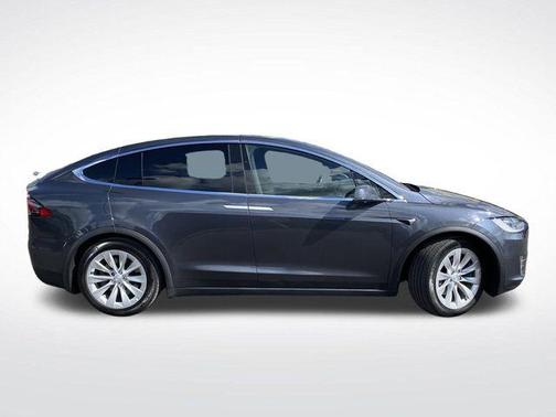 2018 Tesla Model X 75D