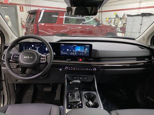 2025 Kia Carnival SX Prestige