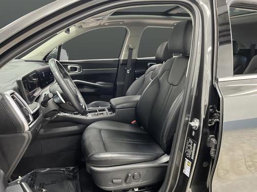 2025 Kia Sorento Hybrid EX