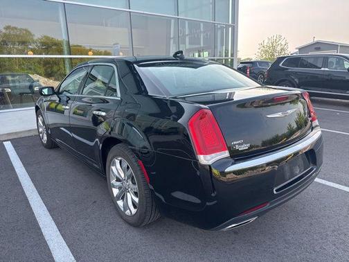 2019 Chrysler 300 Limited