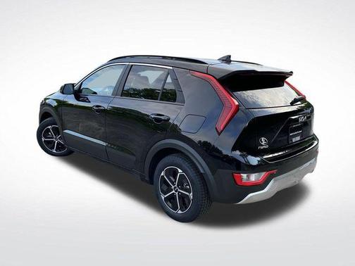 2024 Kia Niro LX