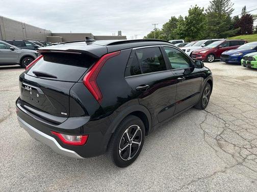 2024 Kia Niro LX