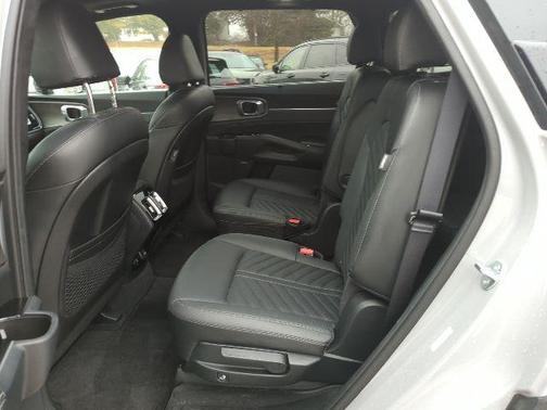 2024 Kia Sorento SX