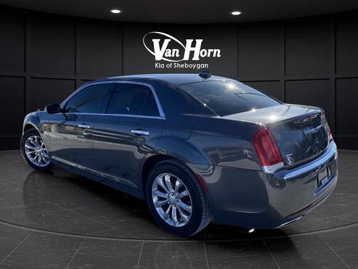 2018 Chrysler 300 Limited