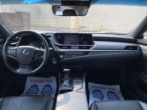 2021 Lexus ES 250 Base
