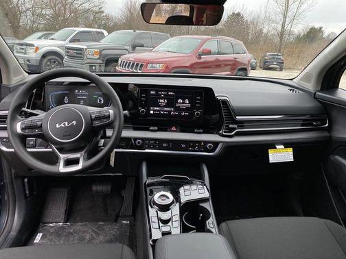 2025 Kia Sportage Hybrid LX