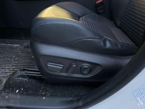 2020 Toyota RAV4 Hybrid SE