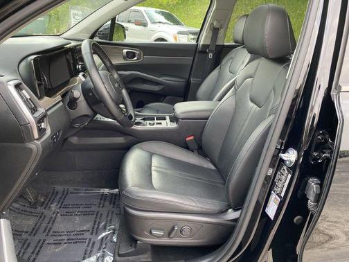 2023 Kia Sorento EX