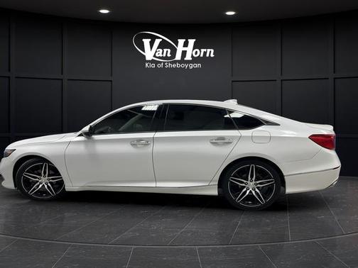 Platinum White Pearl 2021 Honda Accord Touring 2.0T