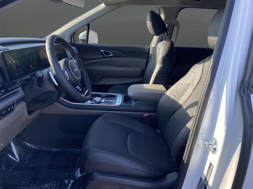 2026 Kia Carnival Hybrid EX