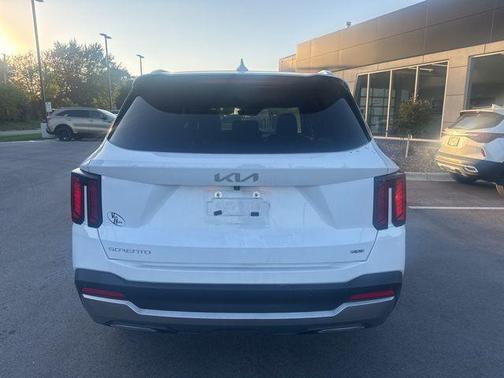 2024 Kia Sorento S