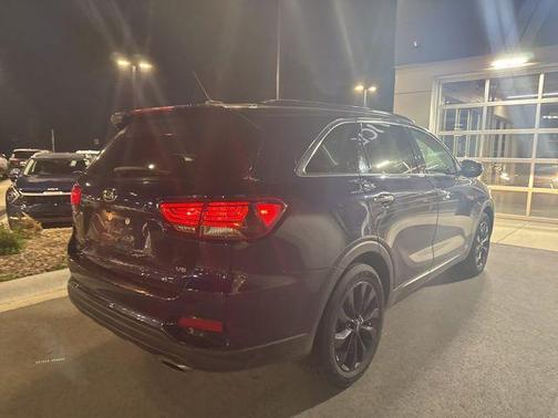 2020 Kia Sorento S