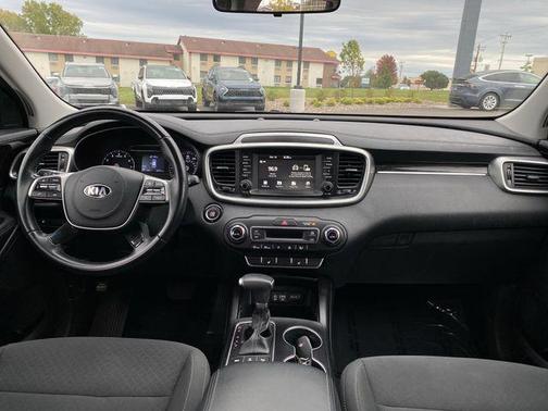 2020 Kia Sorento S