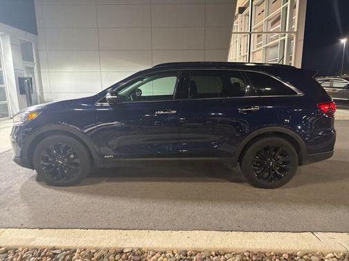 2020 Kia Sorento S