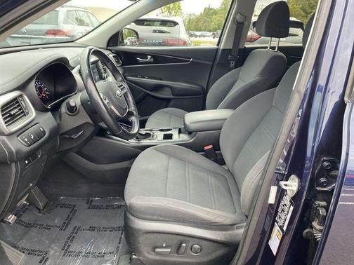 2020 Kia Sorento S